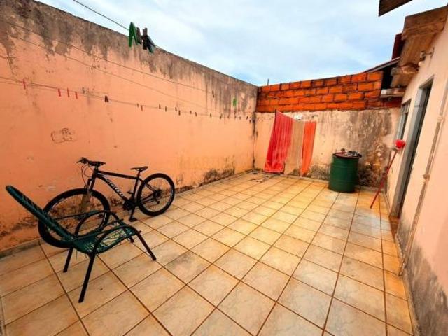 Casa para venda em São João, Araguari