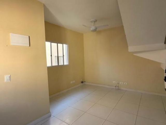 Casa para Venda em São José dos Campos, Vila São Bento, 3 dormitórios, 1 suíte, 2 banheiros, 2 vagas