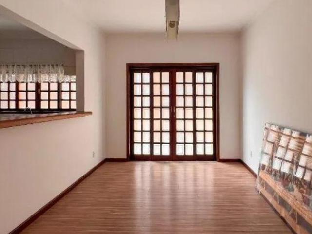 Casa para Venda em São José dos Campos, Residencial de Ville, 4 dormitórios, 2 suítes, 3 banheiros
