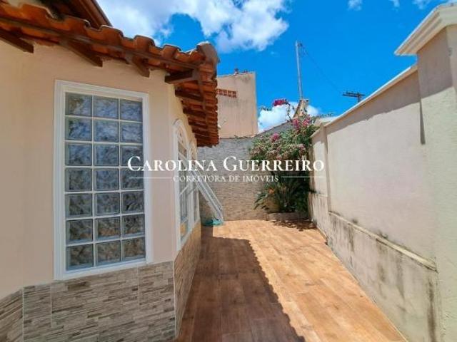 Casa para Venda em São Lourenço / MG no bairro JARDIM DAS ACACIAS ALTO DA FEDERAL