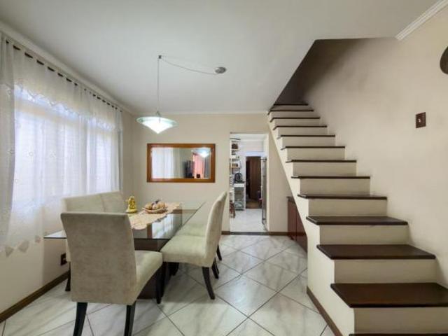 Casa para venda em Saúde com 4 quartos, sendo 1 suíte, 3 vagas, 202m²