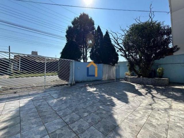 Casa para venda em Santa Quitéria de 352.00m² com 5 Quartos, 1 Suite e 3 Garagens