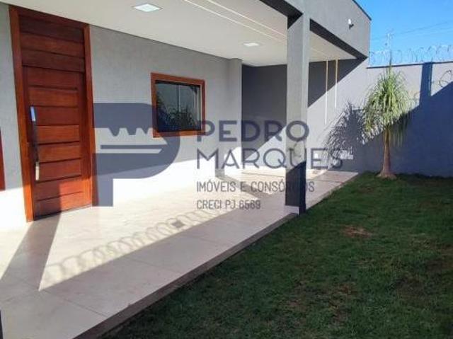 Casa para Venda em Sete Lagoas, São Francisco de Assis, 4 dormitórios, 1 suíte, 2 banheiros, 4 vagas