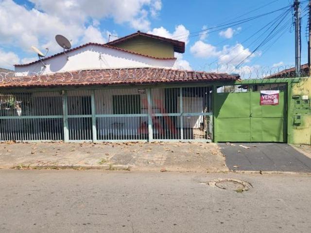 Casa para venda em Setor Campinas, Goiânia