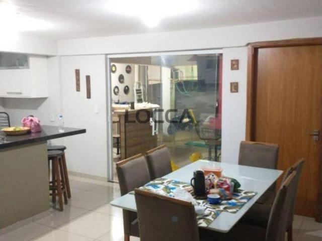 Casa para venda em Serrana de 206.00m² com 3 Quartos, 1 Suite e 2 Garagens