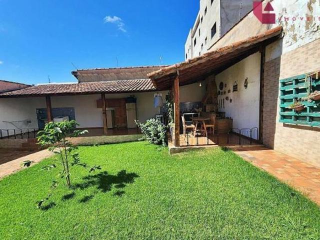 Casa para venda em Pouso Alegre