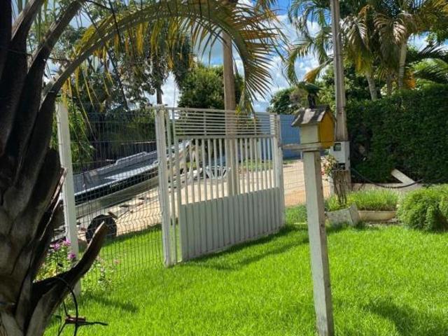 Casa para venda em Portal da Praia de 0.01m² com 5 Quartos, 2 Suites e 4 Garagens