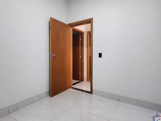 Casa para venda em Patos de Minas
