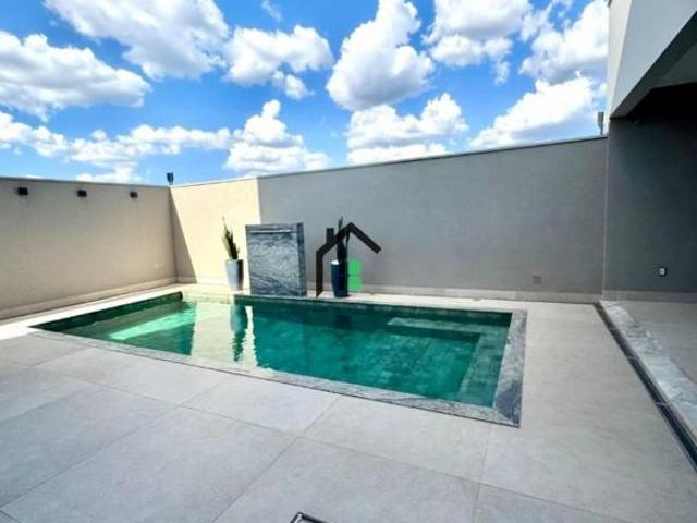 Casa para venda em Patos de Minas