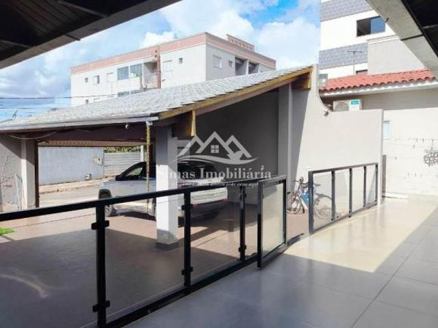 Casa para Venda em Patos de Minas, Jardim Peluzzo, 4 dormitórios, 1 suíte, 3 banheiros, 3 vagas