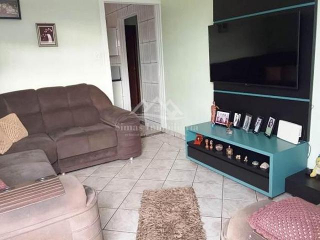 Casa para Venda em Patos de Minas, Santa Terezinha, 3 dormitórios, 1 suíte, 2 banheiros, 5 vagas