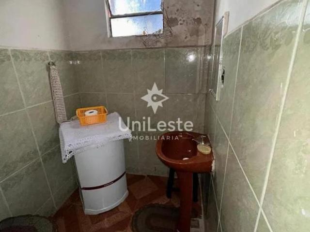 Casa para venda em Paraíso de 360.00m² com 6 Quartos, 1 Suite e 2 Garagens