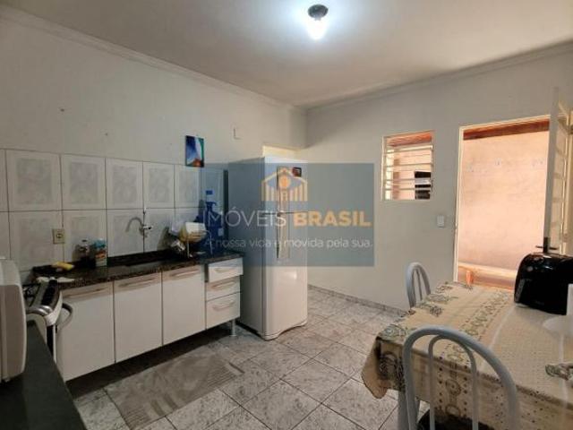 Casa para Venda em Paraisópolis, Novo Horizonte, 3 dormitórios, 1 suíte, 1 banheiro, 1 vaga