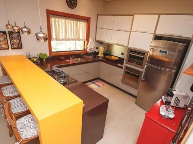 Casa para Venda em Paraisópolis, Condomínio Villa Rica