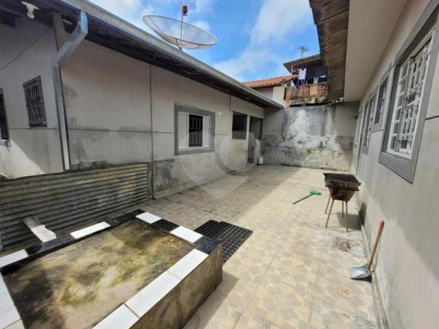 Casa para venda em Parque Novo Horizonte de 197.00m² com 4 Quartos, 1 Suite e 4 Garagens