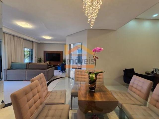 Casa para venda em Parque Novo Mundo de 270.00m² com 3 Quartos, 1 Suite e 4 Garagens
