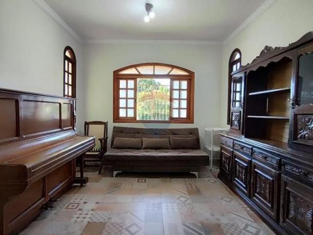 Casa para venda em Parque Aeroporto de 244.20m² com 2 Quartos, 1 Suite e 3 Garagens