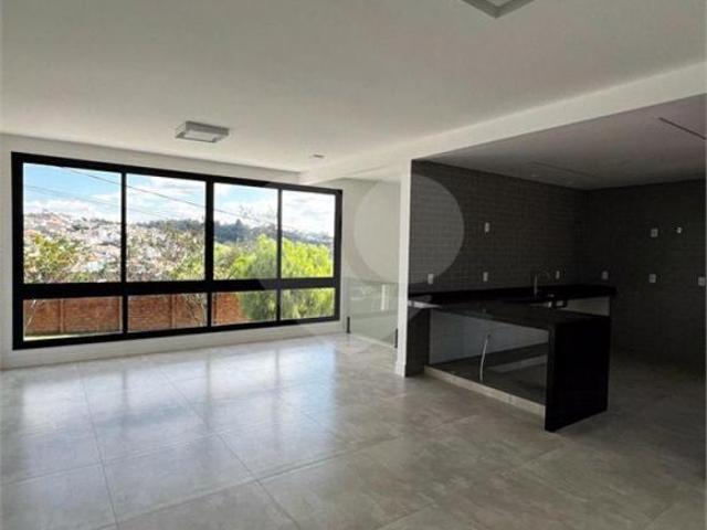 Casa para venda em Parque Cecap de 200.00m² com 3 Quartos, 1 Suite e 2 Garagens