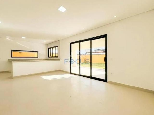 Casa para venda em Parque Cecap de 206.59m² com 3 Quartos, 1 Suite e 4 Garagens