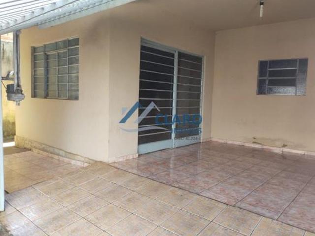 Casa para venda em Parque City de 110.00m² com 3 Quartos e 1 Garagem