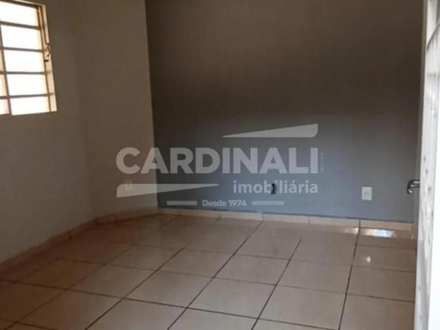 Casa para venda em Parque Laranjeiras de 129.00m² com 3 Quartos e 1 Garagem