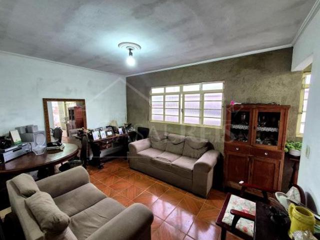 Casa para venda em Parque Pinheiros, Poços de Caldas