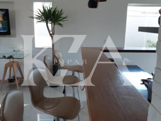 Casa para venda em Parque Residencial Eloy Chaves de 243.00m² com 4 Quartos, 2 Suites e 4 Garagens