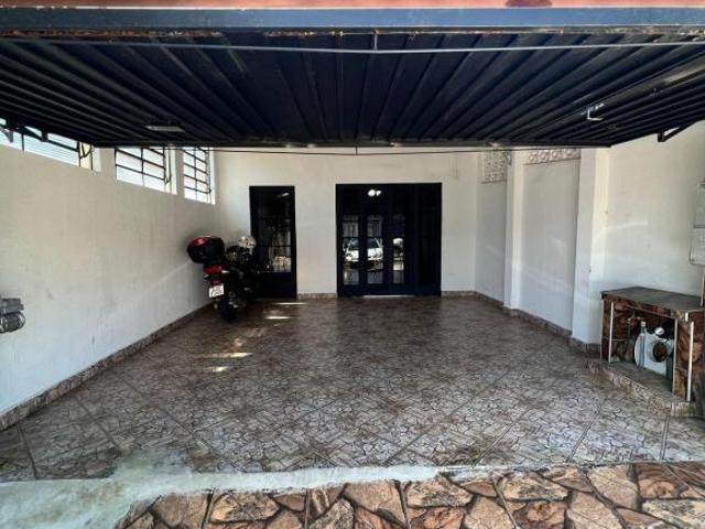 Casa para venda em Parque São Bento de 125.00m² com 1 Quarto e 2 Garagens