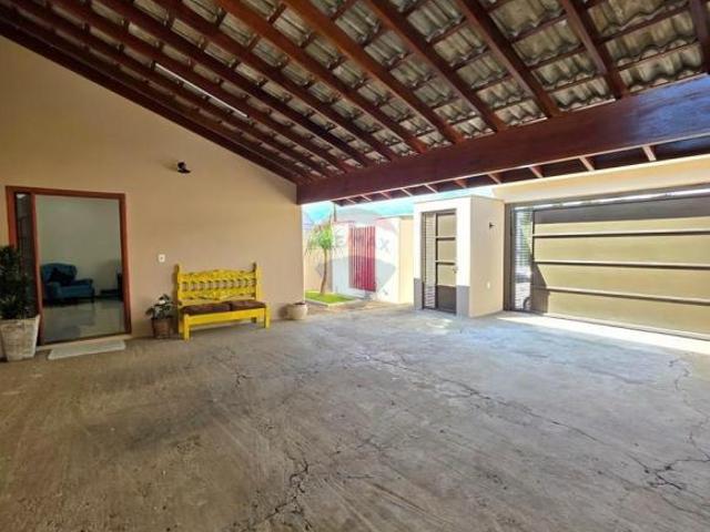 Casa para venda em Parque Santa Bárbara de 194.00m² com 3 Quartos e 1 Suite