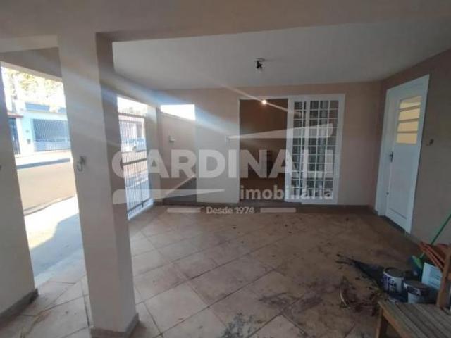 Casa para venda em Parque Santa Felícia Jardim de 113.00m² com 3 Quartos e 2 Garagens
