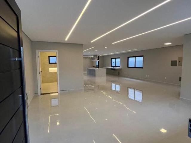 Casa para venda em Parque Três Meninos de 322.70m² com 3 Quartos, 3 Suites e 4 Garagens