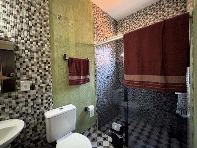 Casa para venda em Parque Universitário de 420.00m² com 4 Quartos, 1 Suite e 5 Garagens