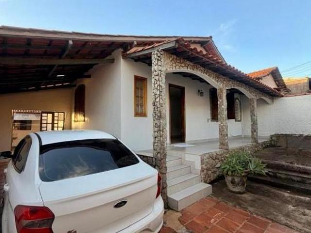 Casa para venda em Pinheiros, Varginha