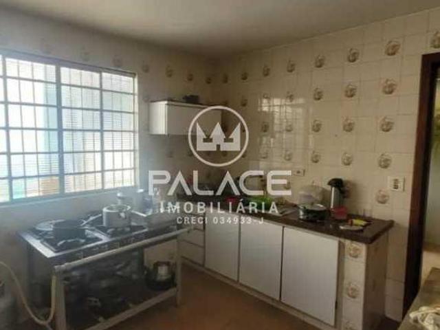 Casa para venda em Piracicamirim de 77.00m² com 2 Quartos, 1 Suite e 1 Garagem