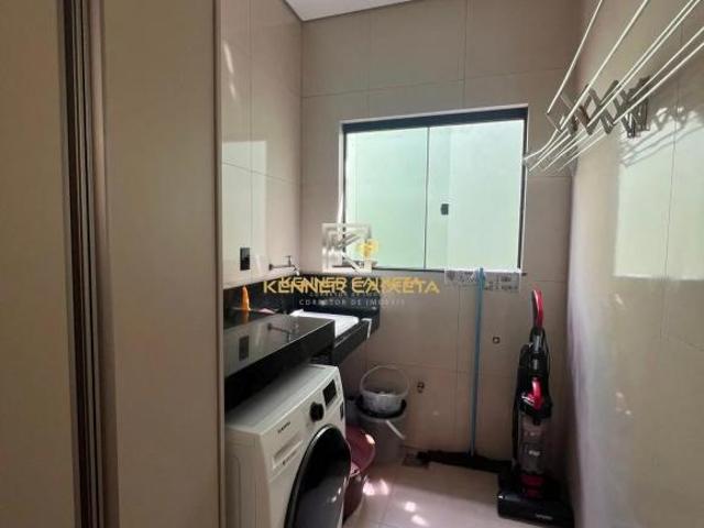 Casa para venda em Planalto, Patos de Minas