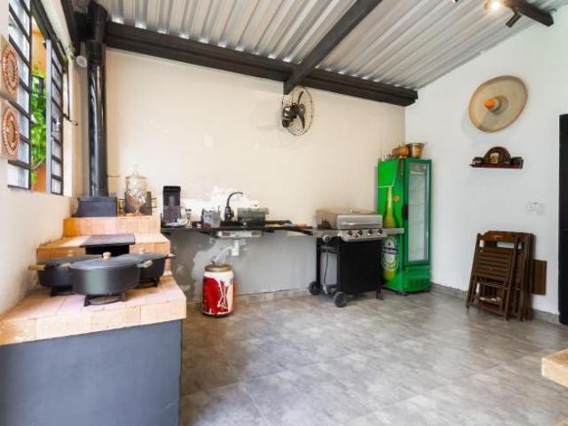 Casa para venda em Planalto Paulista com 4 quartos, sendo 2 suítes, 400m²