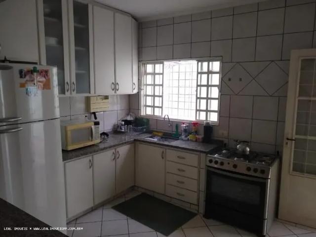 Casa para Venda em Presidente Prudente, VALE DO SOL, 3 dormitórios, 1 suíte, 1 banheiro, 2 vagas