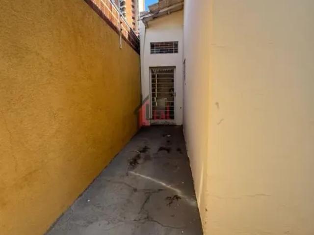 Casa para Venda em Presidente Prudente, VILA MARISTELA, 5 dormitórios, 2 suítes, 4 banheiros, 2 vaga