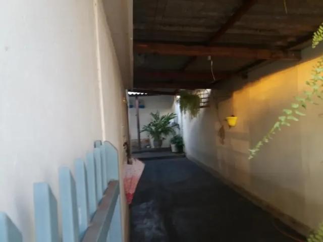 Casa para Venda em Presidente Prudente, CECAP, 4 dormitórios, 1 banheiro, 2 vagas