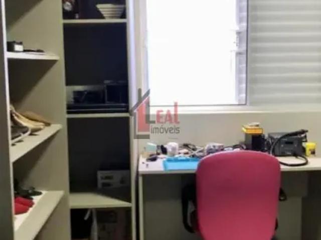 Casa para Venda em Presidente Prudente, IMPERIAL, 2 dormitórios, 1 banheiro, 2 vagas