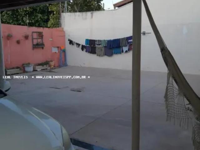 Casa para Venda em Presidente Prudente, MARACANÃ, 3 dormitórios, 2 suítes, 1 banheiro, 3 vagas