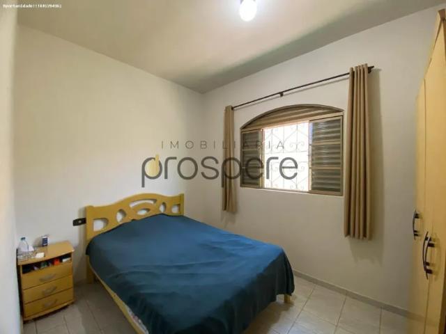 Casa para Venda em Presidente Prudente, Parque Cedral, 3 dormitórios, 1 suíte, 3 banheiros, 3 vagas