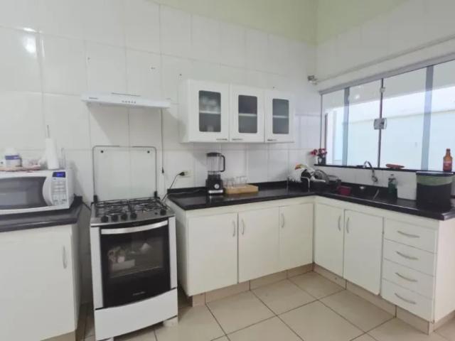 Casa para Venda em Presidente Prudente, Residencial Parque Dos Girassóis, 3 dormitórios, 1 suíte, 2