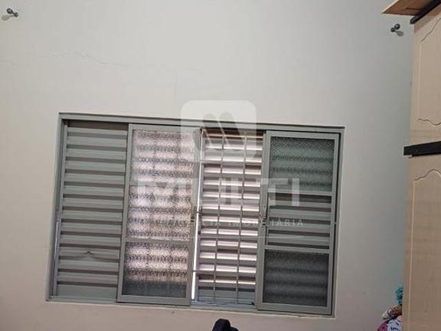 Casa para venda em Presidente Roosevelt, Uberlândia