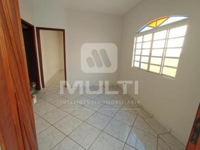 Casa para venda em Presidente Roosevelt, Uberlândia