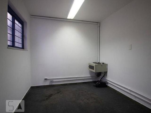 Casa para venda em Real Parque de 240.00m² com 6 Quartos, 4 Suites e 3 Garagens