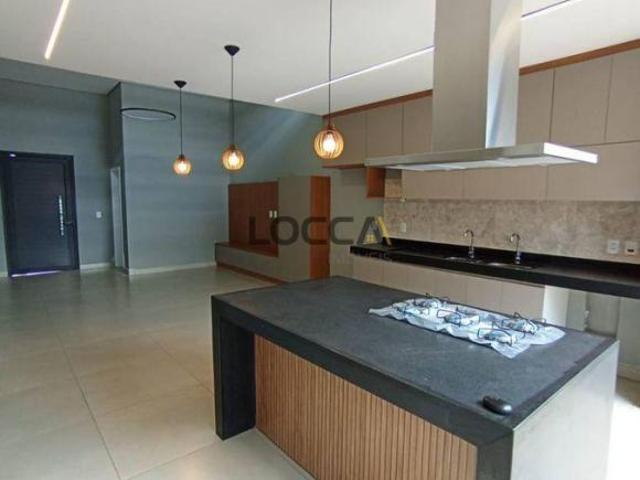 Casa para venda em Recreio Anhangüera de 167.00m² com 3 Quartos, 3 Suites e 4 Garagens