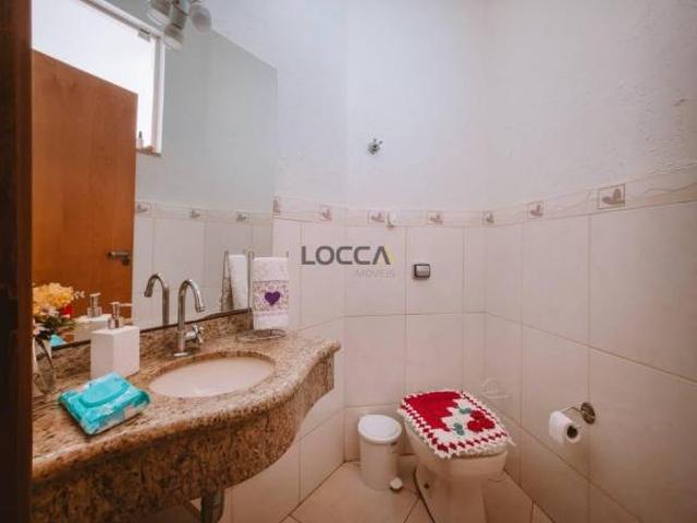 Casa para venda em Recreio Das Acácias de 241.00m² com 3 Quartos, 3 Suites e 4 Garagens