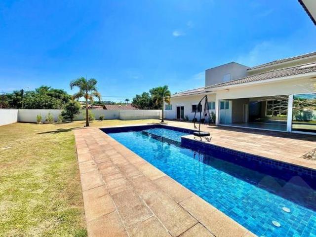 Casa para venda em Residencial Parque Laguna I de 430.00m² com 5 Quartos, 5 Suites e 6 Garagens