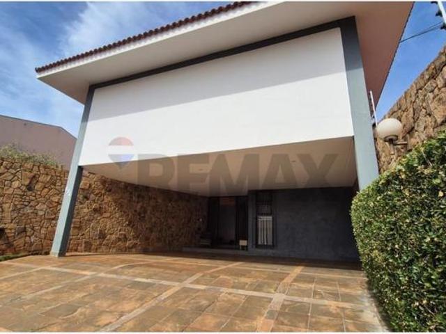 Casa para venda em Ribeirânia de 625.75m² com 4 Quartos, 2 Suites e 6 Garagens
